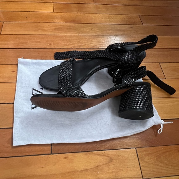 ZARA Black Ankle Strap Woven - Picture 4 of 7